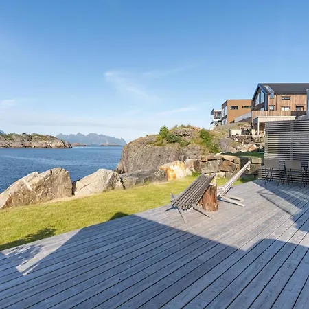 Nytt Hus Med Topp Standard Ved Havet Kabelvåg